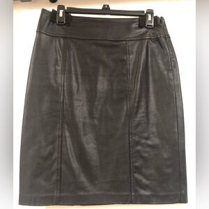 Dana Buchman faux leather black pencil skirt